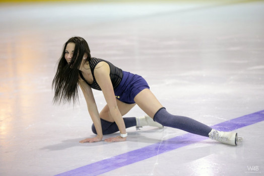andys-in-ice-skater-6.jpg