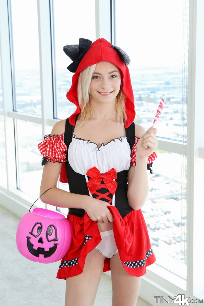 Maddy Rose In Trick Or Treat On Tiny4k